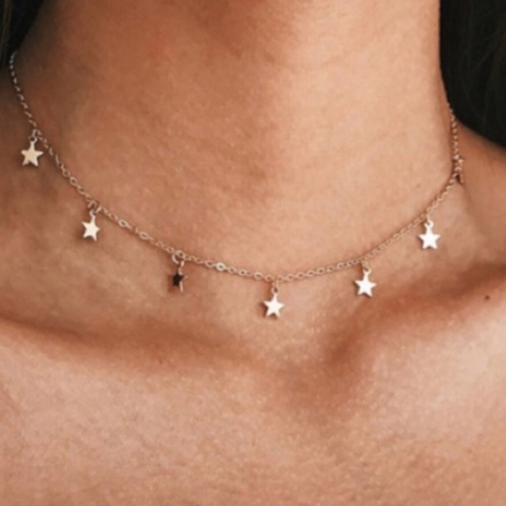 Hanging Gold Star Choker Necklace